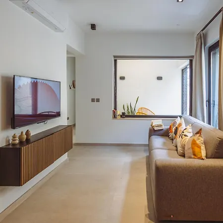 Modern In The Heart Of By Buena Vista شقة