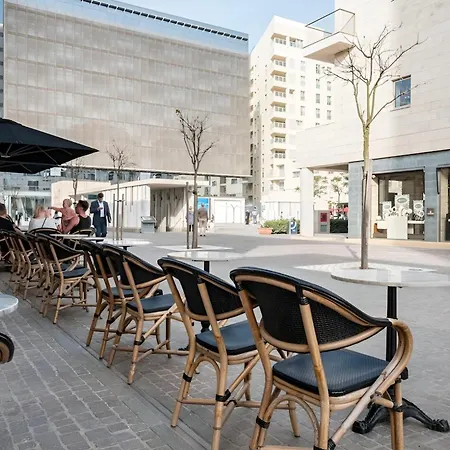 Modern In The Heart Of By Buena Vista سليمة